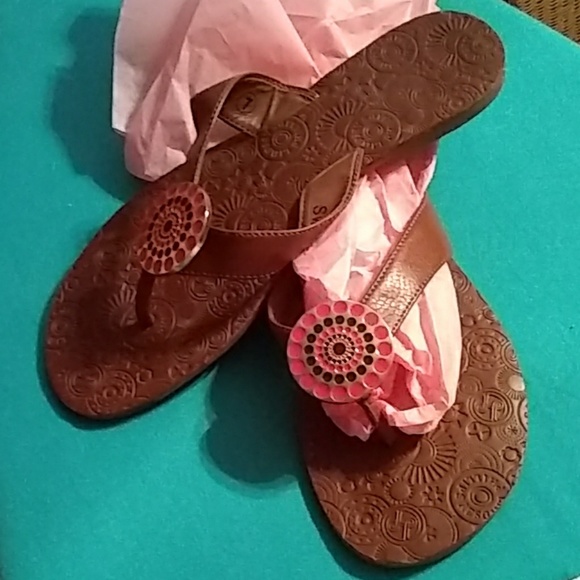 Switch Flops Sandals - Picture 1 of 6